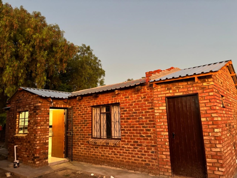 To Let 2 Bedroom Property for Rent in Mmabatho Unit 14 North West